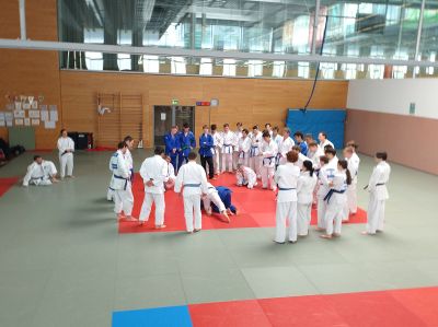 Erfolgreicher Lehrgang zum 1. Kyu in Unterhaching