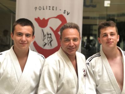 Königsbrunner Polizei-Judoka vergrößern den Trainerstab; drei neue Judo-Übungsleiter