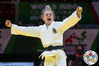 Theresa Stoll: Fulminanter Auftritt führt zu WM-Bronze